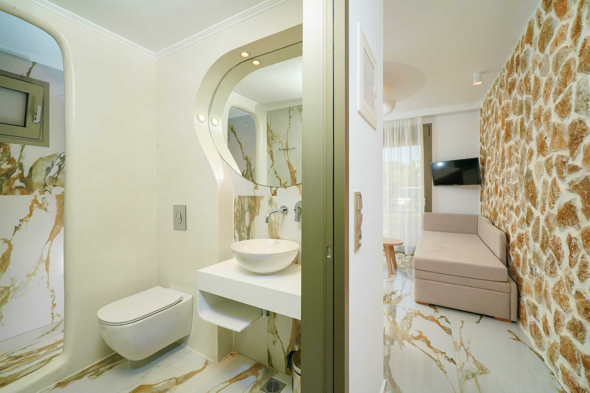Athina Palace 1-Bedroom Apartment - 7