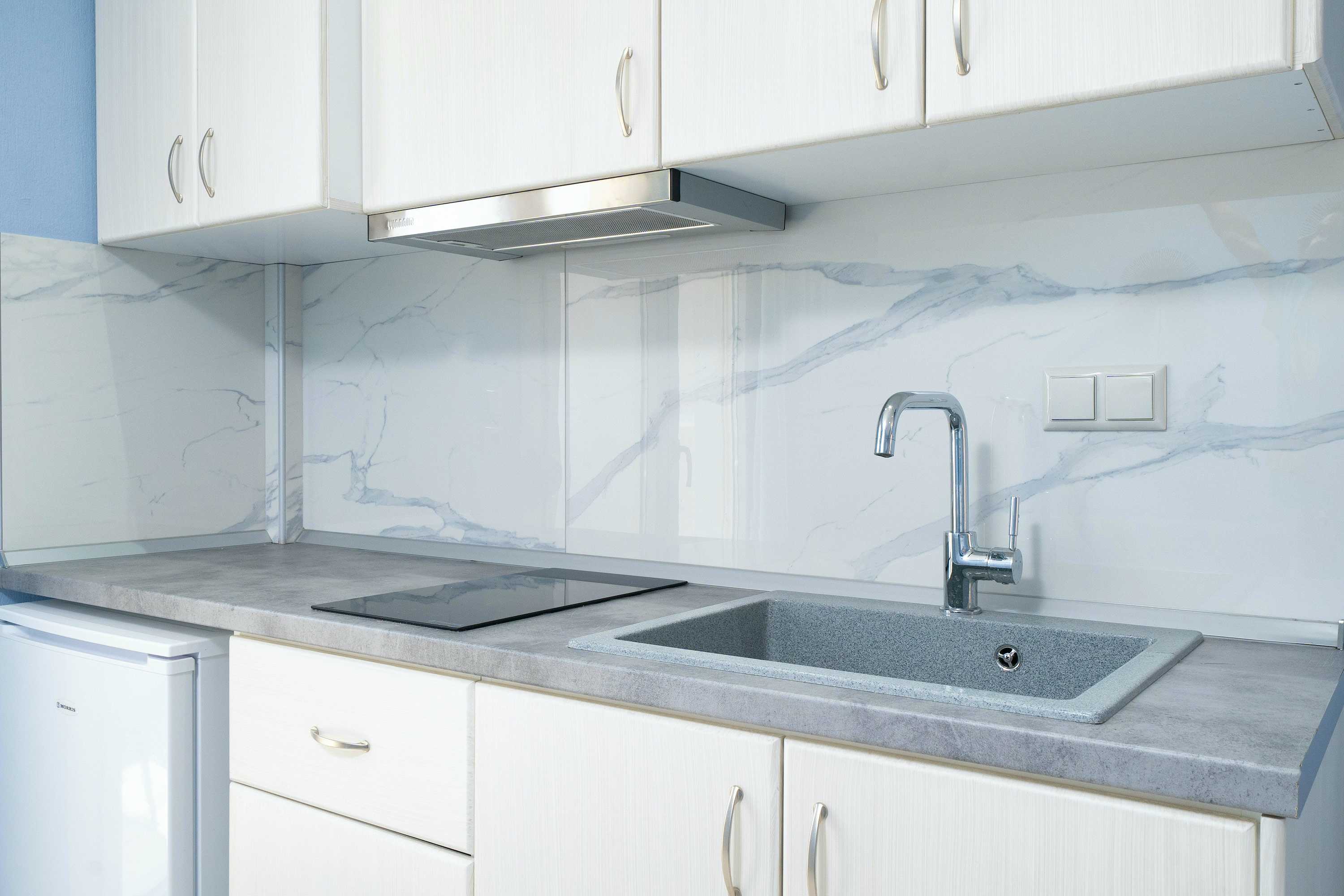 Photo Caption: Fully equipped kitchenette Eat & Drink Everything