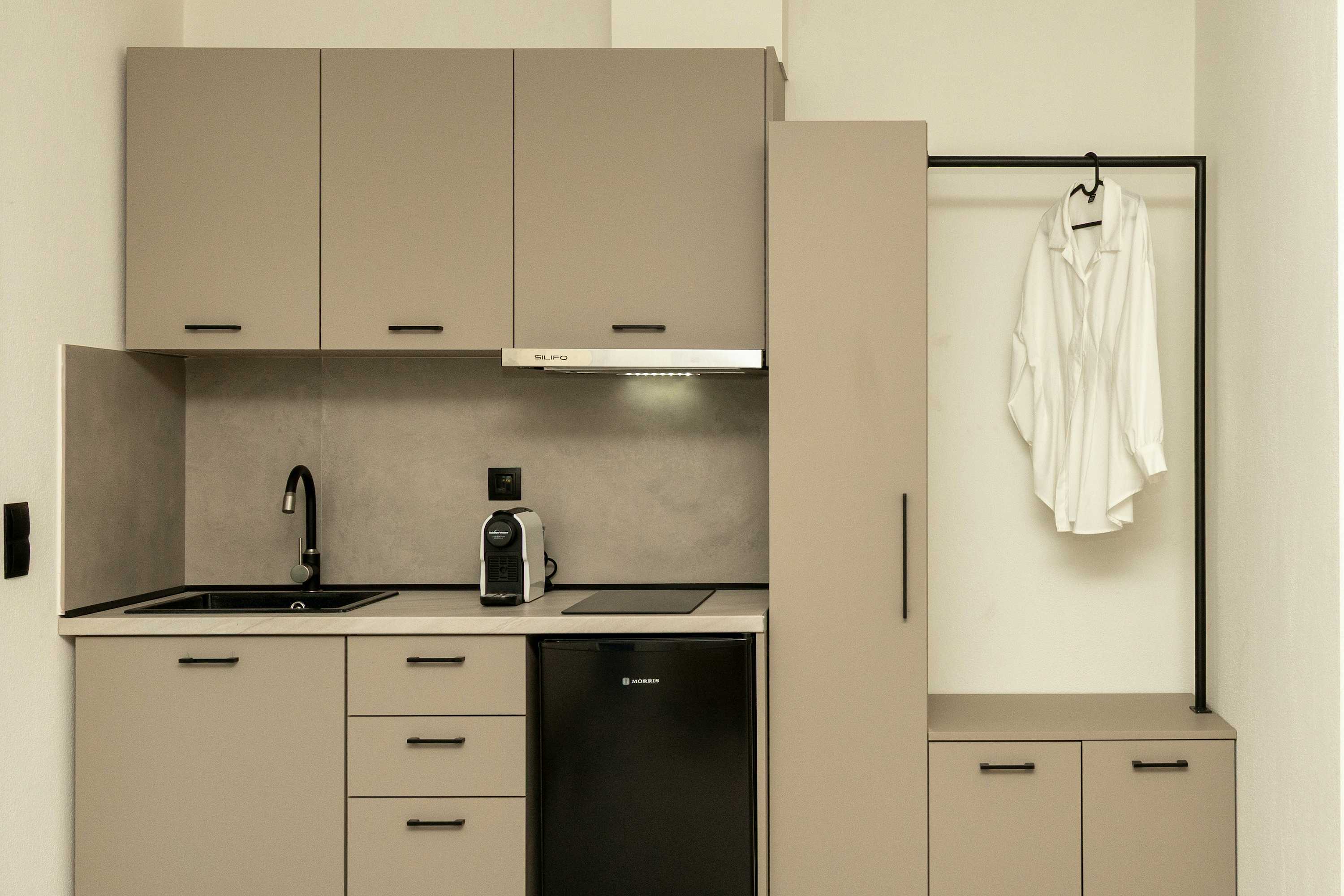 Photo Caption: Fully equipped kitchenette Eat & Drink Everything