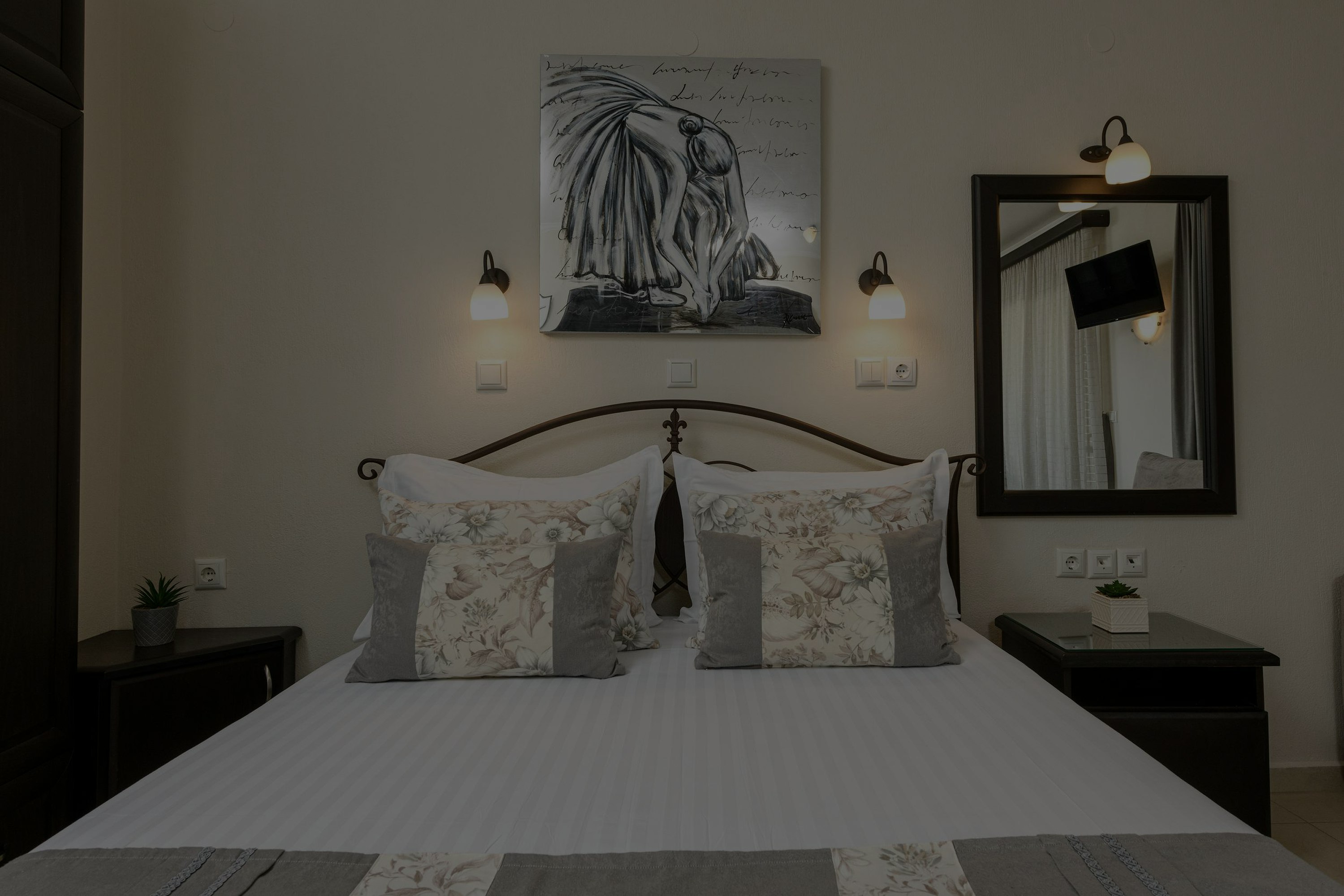 Rooms Section